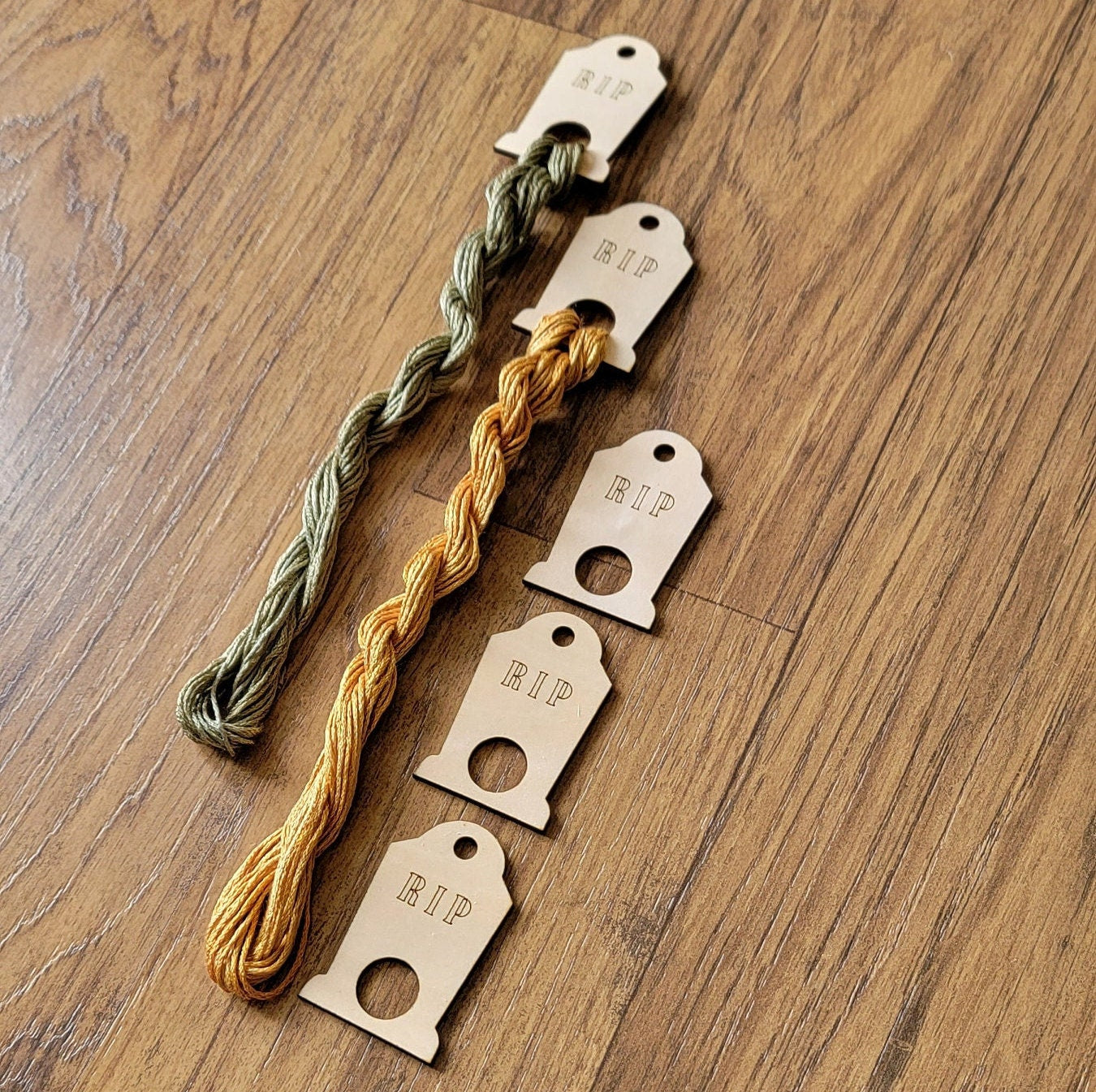 Halloween Wooden Floss Drops