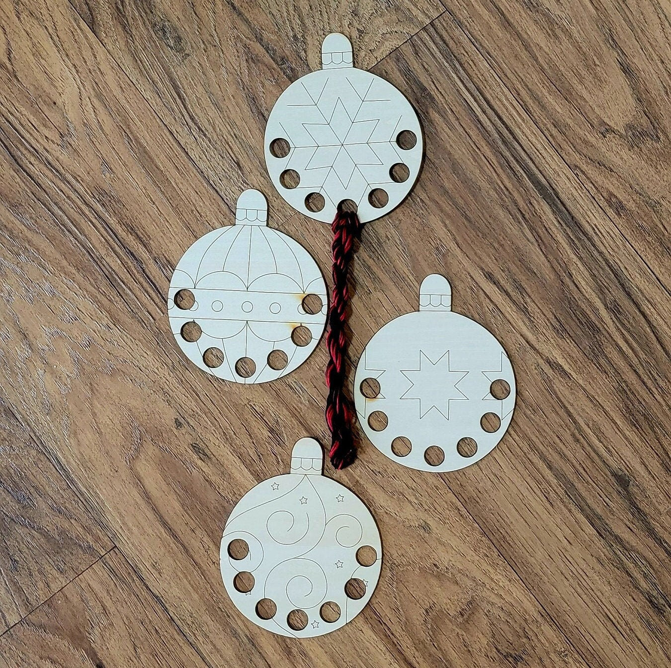 Christmas Wooden Thread Holder / Storage