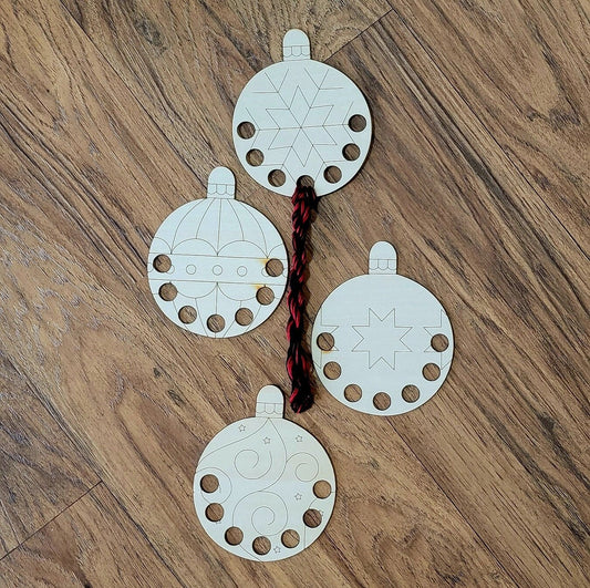 Christmas Wooden Thread Holder / Storage